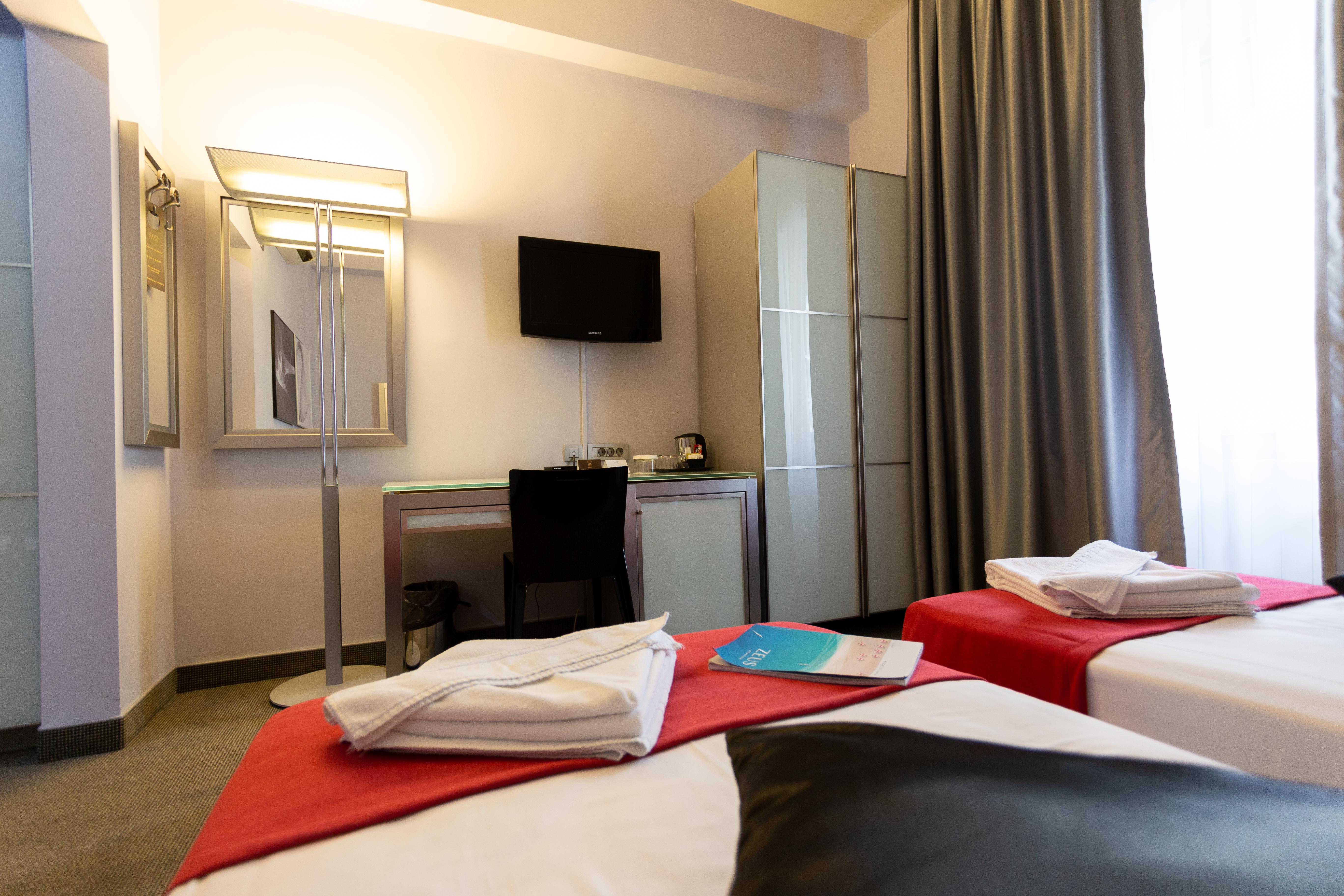 Central Park View Apartments Букурещ Екстериор снимка