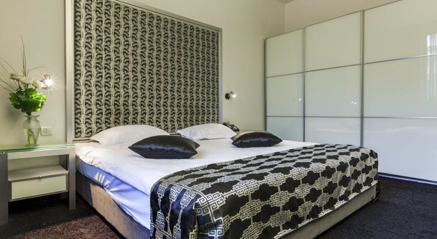 Central Park View Apartments Букурещ Екстериор снимка